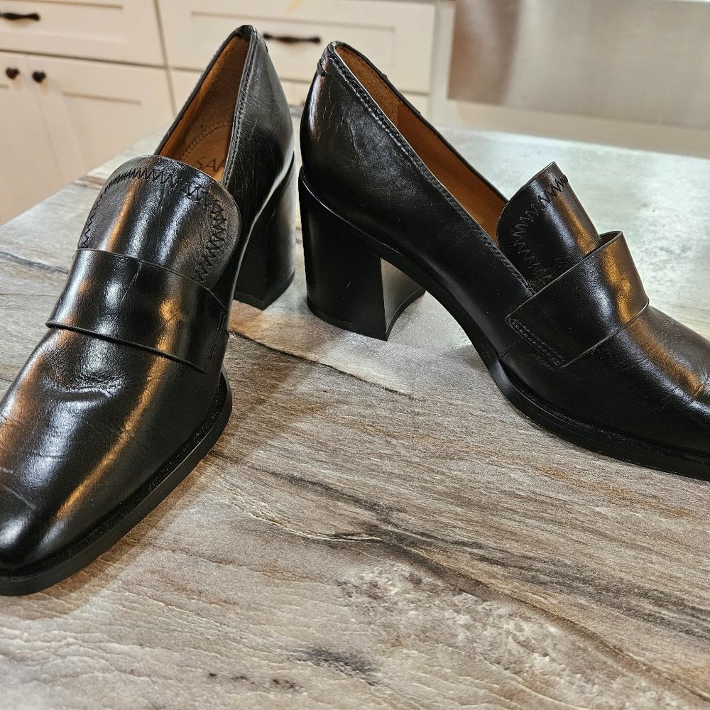 Franco Sarto shoes that are new and black in color. Size 6.5